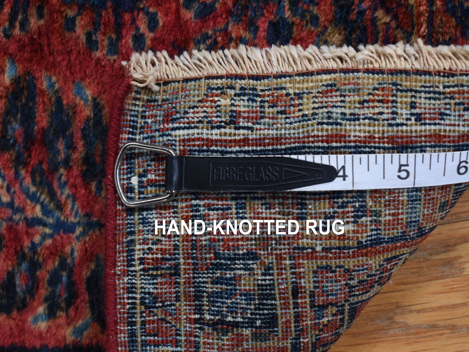 Antique Rugs LUV702810